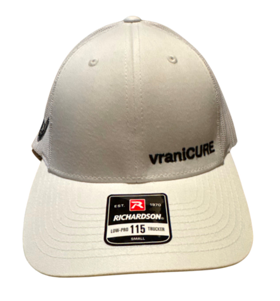 vraniCURE Hat - Text (White)